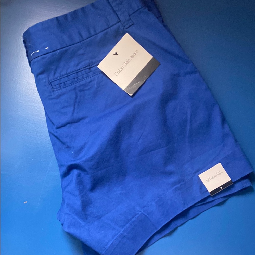 CALVIN KLEIN Blue Flat Front Shorts NWTs 8 flattering with a little stretch